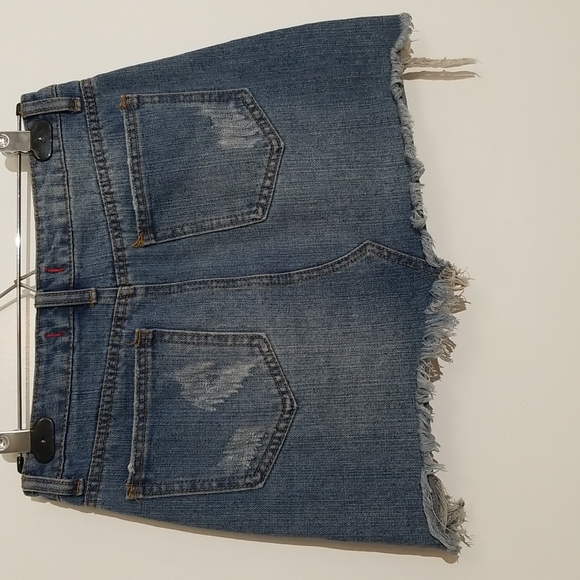 Signature8 Distressed Frayed Denim Mini Skirt - Picture 6 of 11